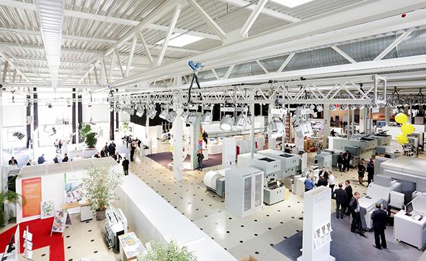 20161222 Canons Customer Experience Center